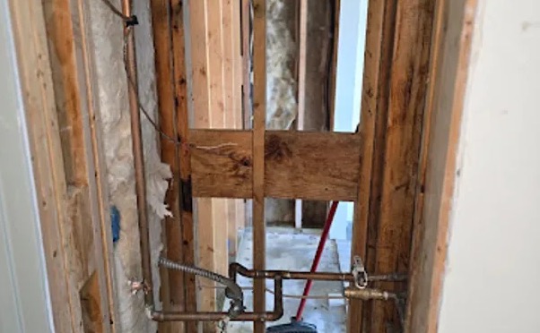 Frozen Pipe Water Removal in Riverdale, GA